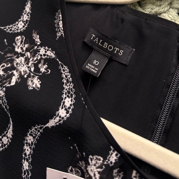 Talbots Black & White Floral Scroll Midi Dress NWT Size 10 Elegant Sleeveless - Picture 4 of 7